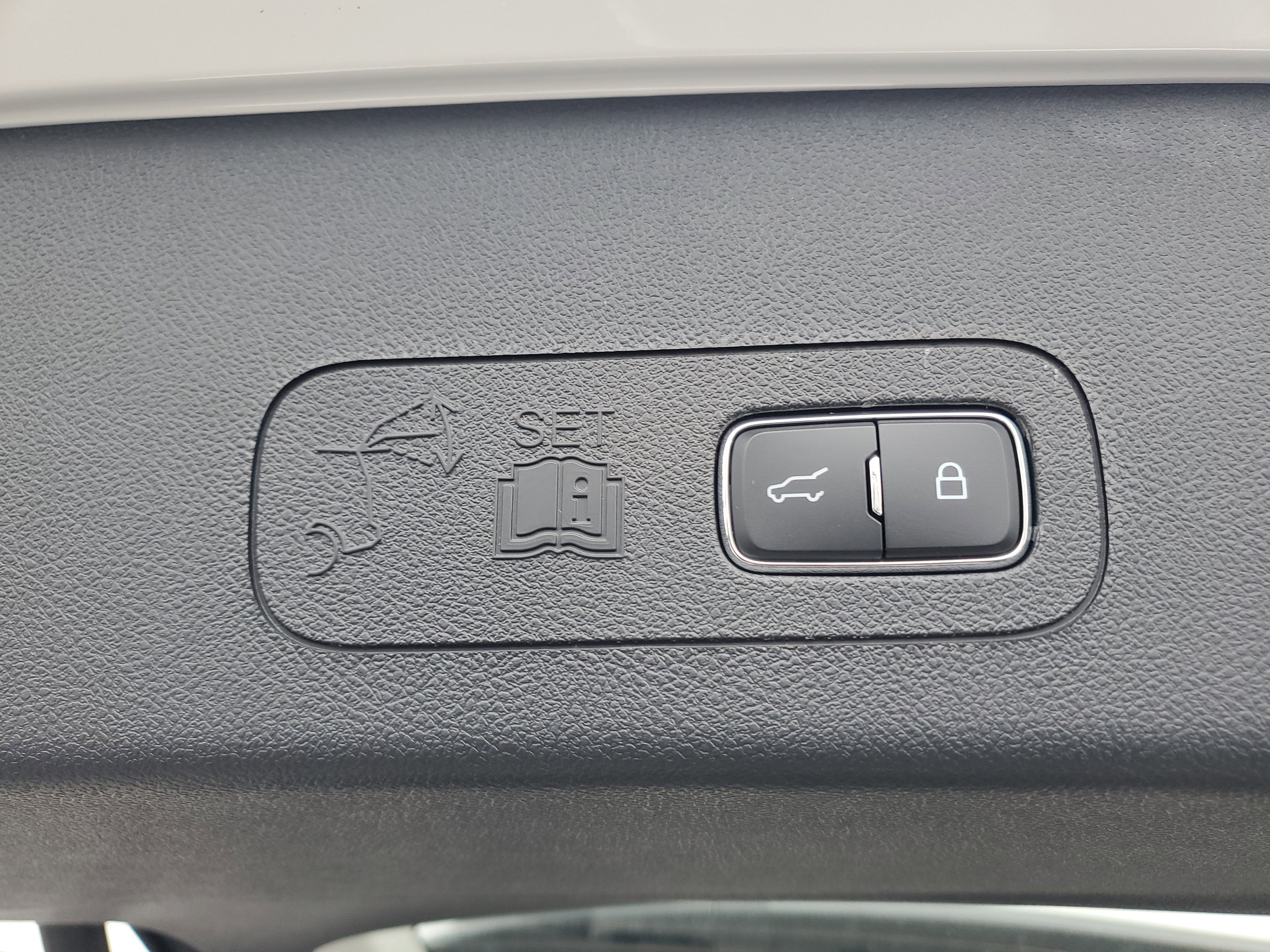 New 2026 Lincoln Aviator AWD image 30