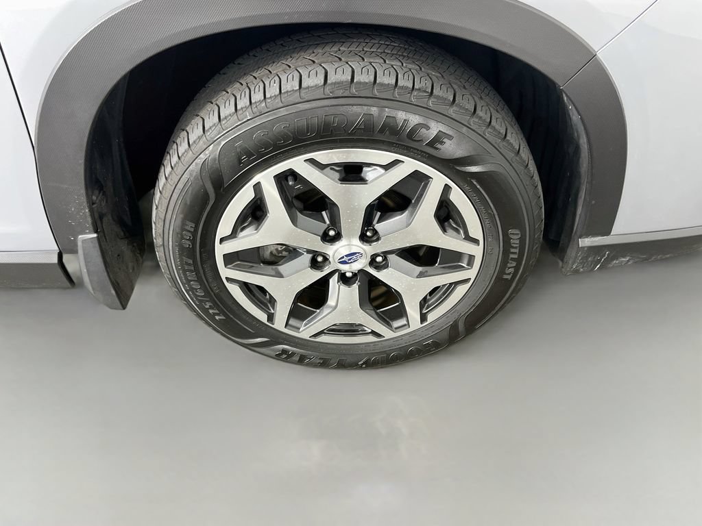 Used 2020 Subaru Forester Premium AWD/4WD image 39