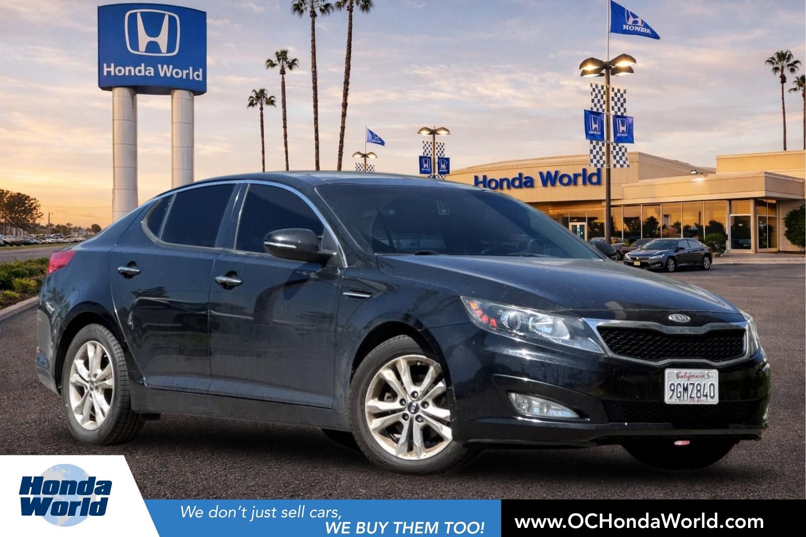 Used 2011 Kia Optima EX w/ Premium Pkg image 1