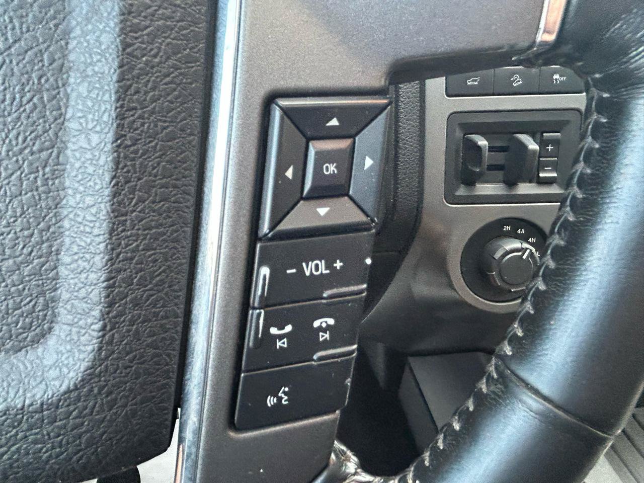 Used 2015 Ford Expedition Platinum AWD/4WD image 20