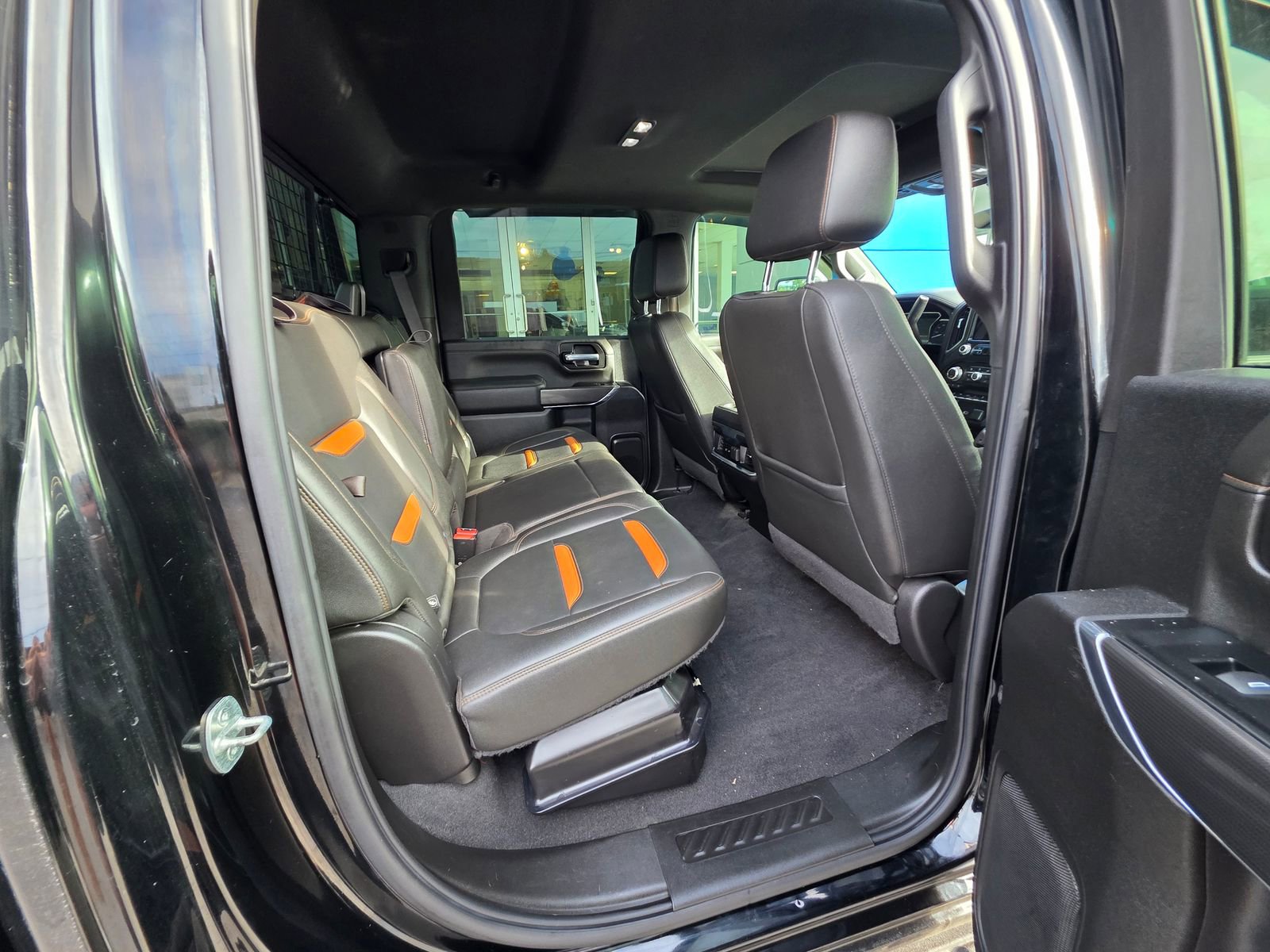 Used 2022 GMC Sierra 2500 AT4 w/ AT4 Premium Plus Package image 14