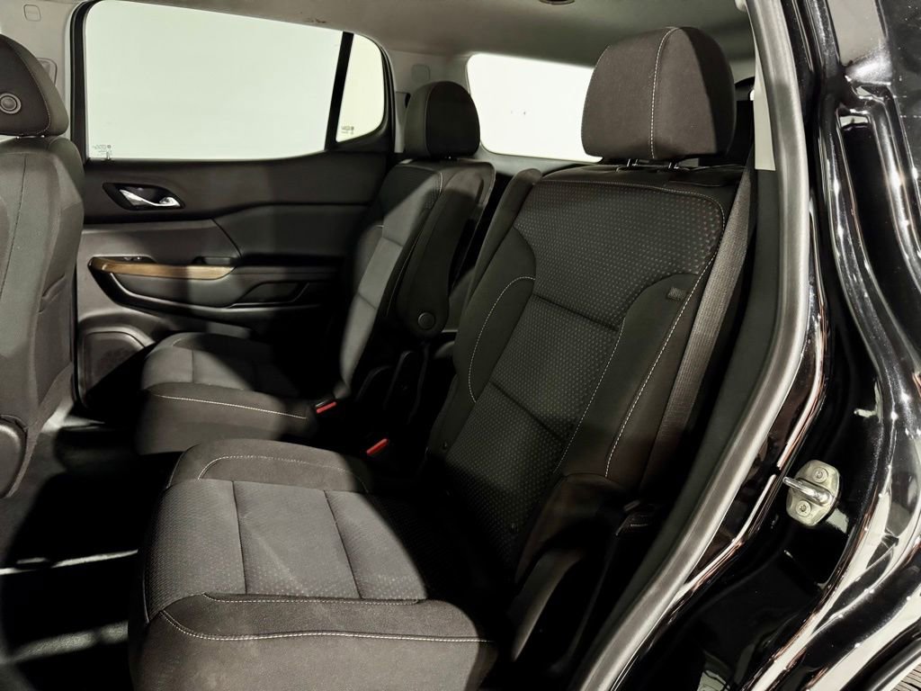 Used 2022 GMC Acadia SLE image 25