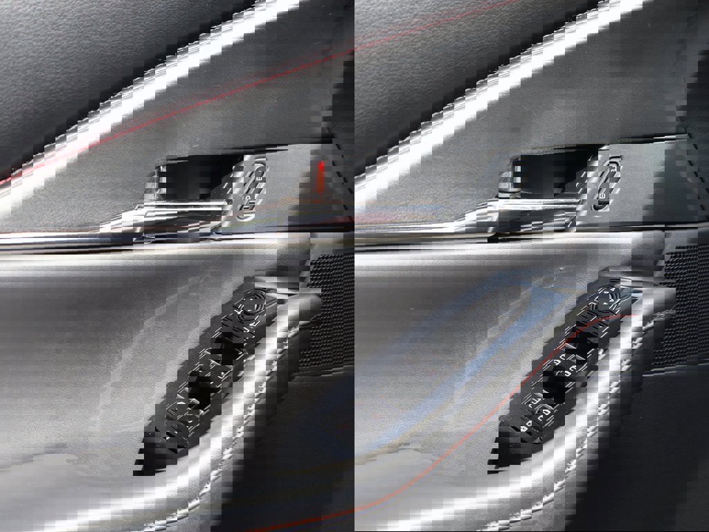 Used 2022 MAZDA CX-30 AWD 2.5 S w/ Preferred Package image 22