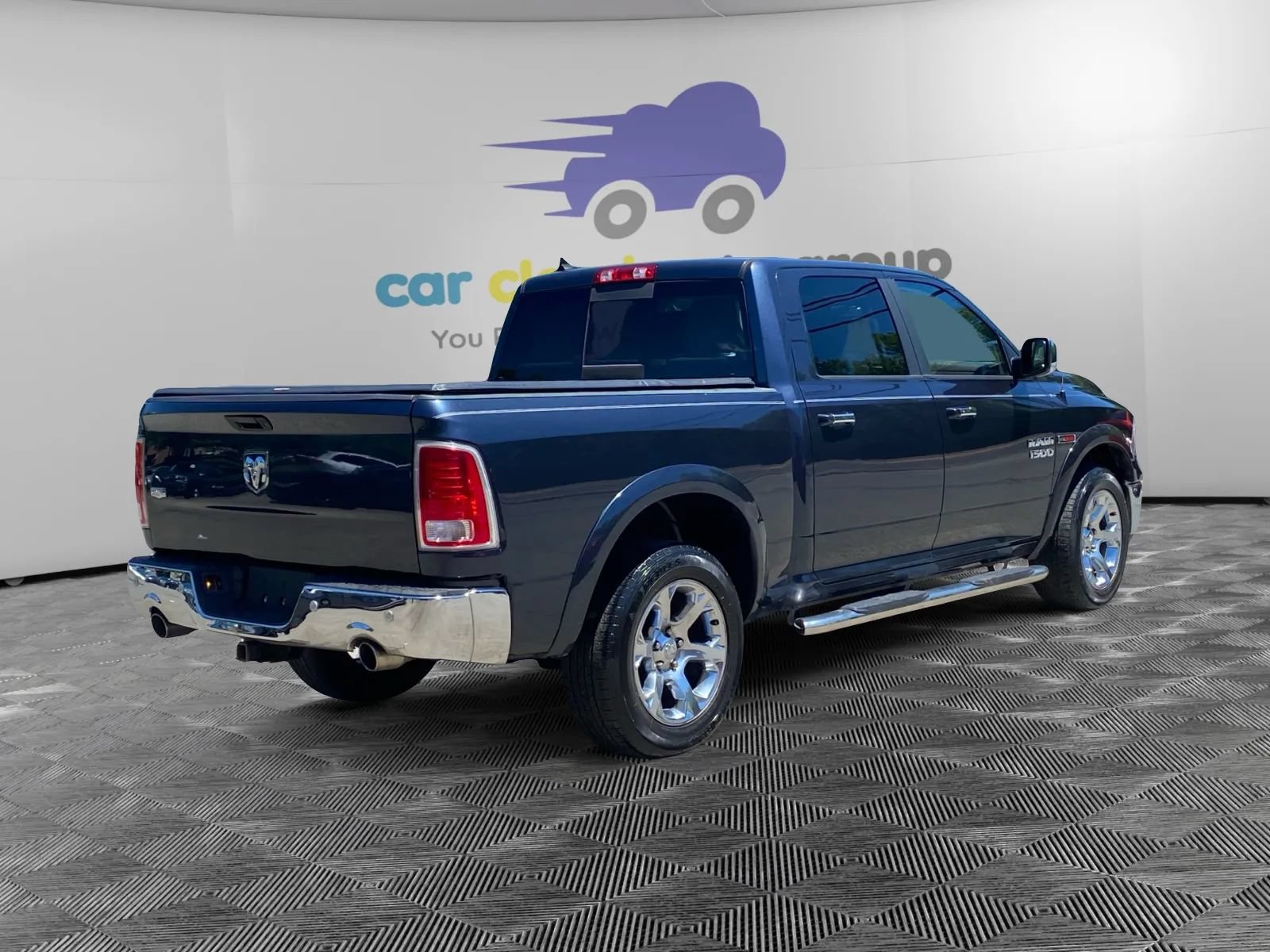 Used 2018 RAM 1500 Laramie w/ Convenience Group AWD/4WD image 5
