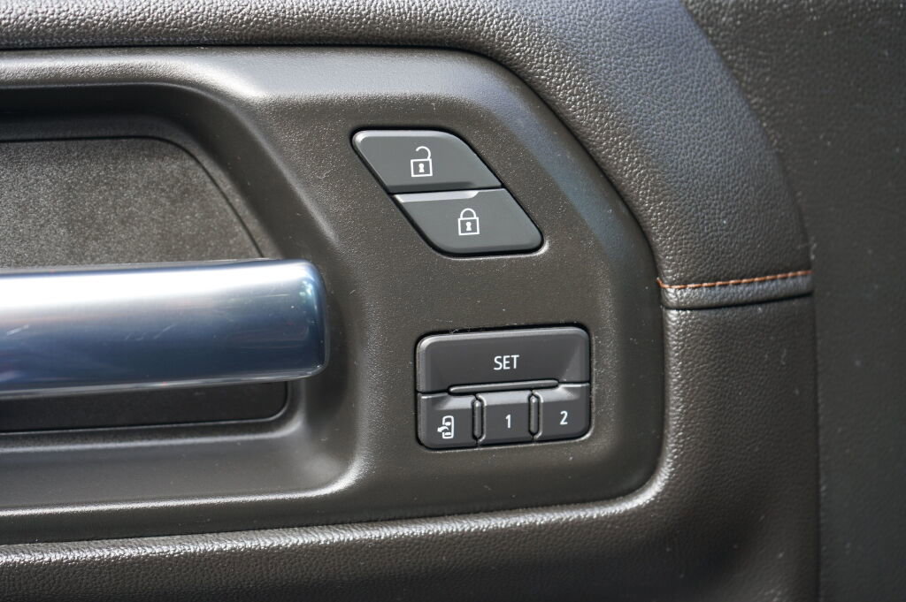 Used 2019 GMC Sierra 1500 AT4 w/ AT4 Premium Package image 19