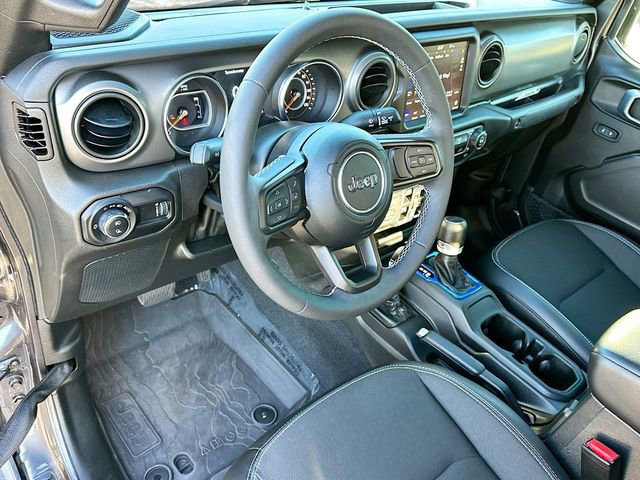 Used 2023 Jeep Gladiator Sport S image 9