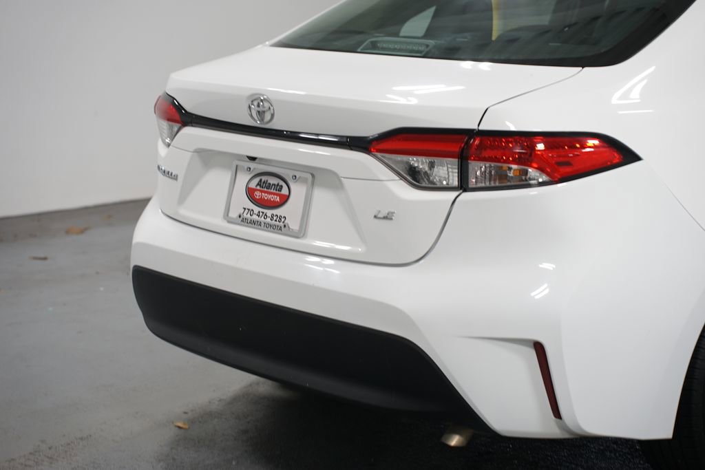 Used 2023 Toyota Corolla LE image 9