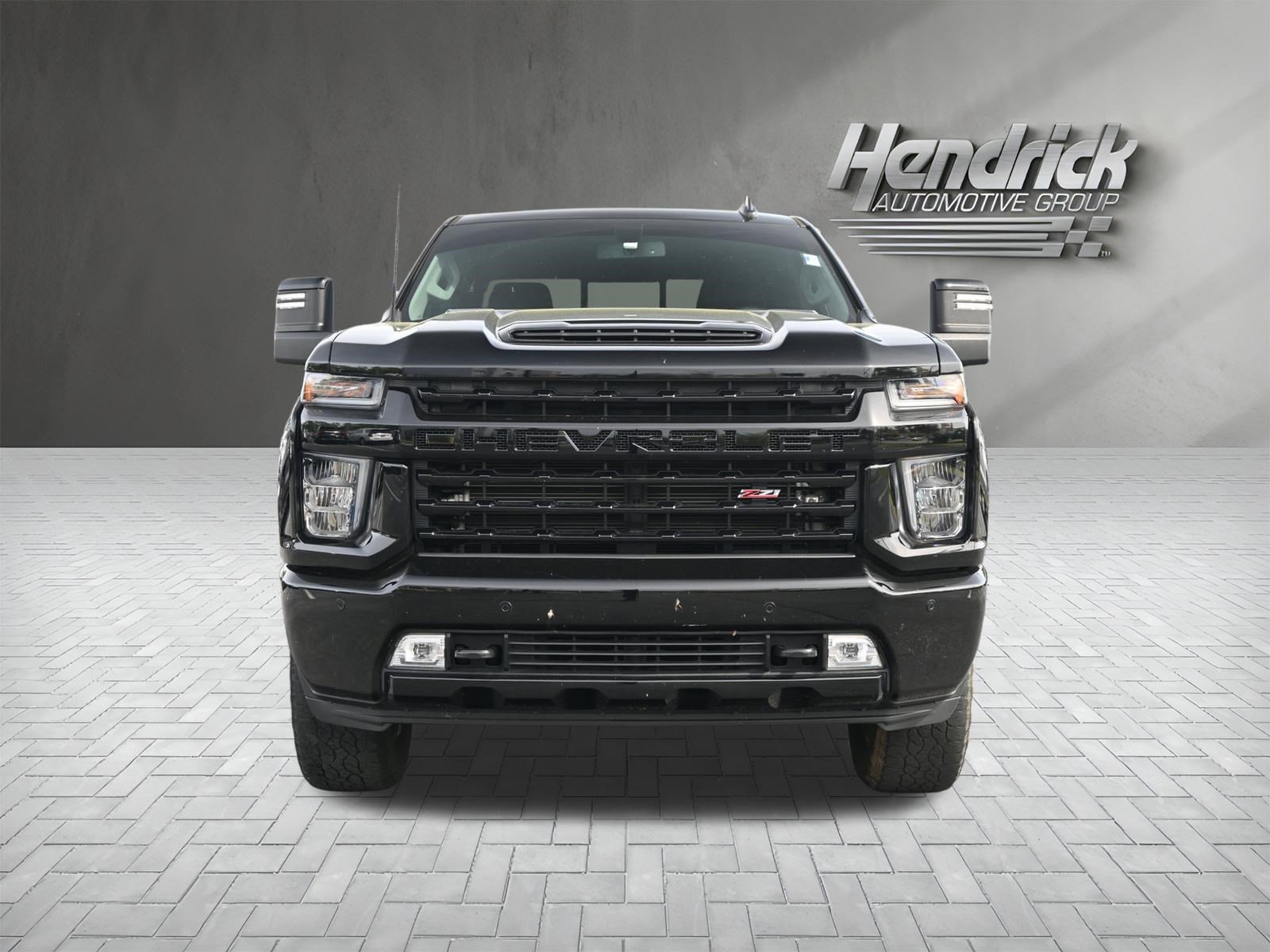 Used 2023 Chevrolet Silverado 2500 LT w/ Midnight Edition image 5