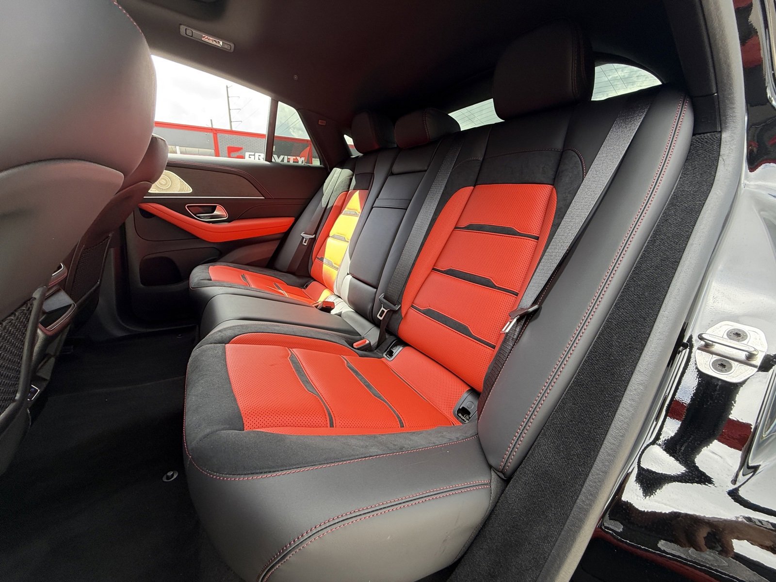 Used 2025 Mercedes-Benz GLE 53 AMG 4MATIC Coupe w/ Driver Assistance Package image 15