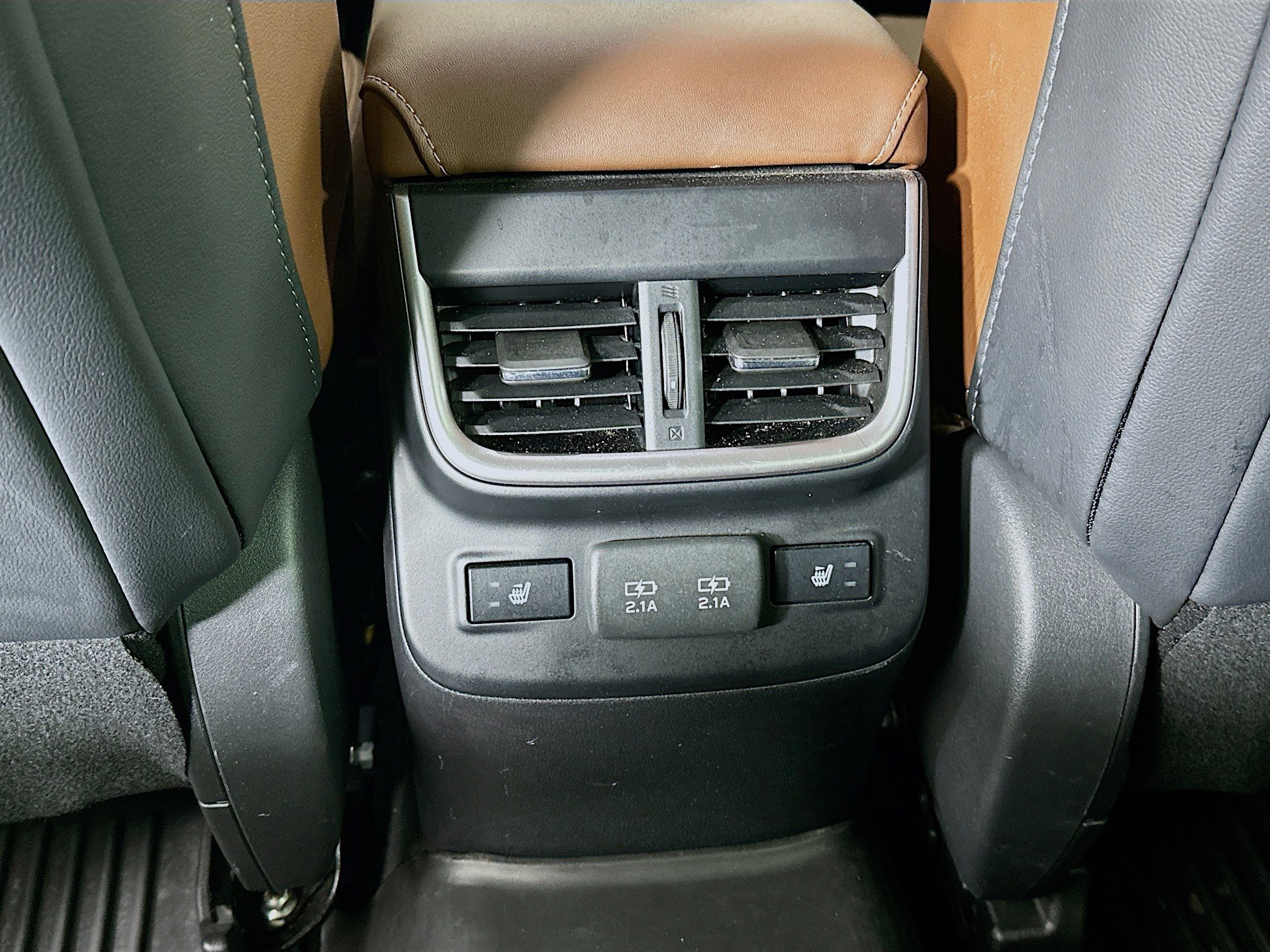 Used 2020 Subaru Outback Touring w/ Popular Package #2 AWD/4WD image 27