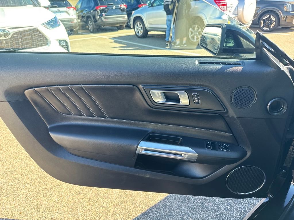 Used 2022 Ford Mustang GT Premium image 29