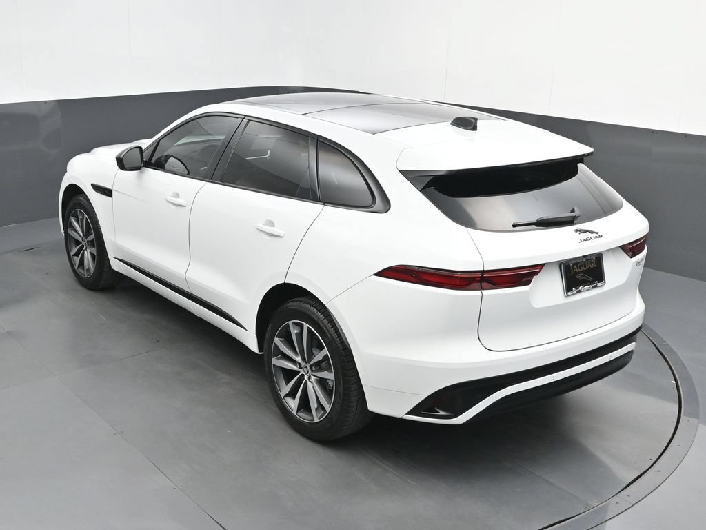 Certified 2024 Jaguar F-PACE R-Dynamic S AWD/4WD image 31