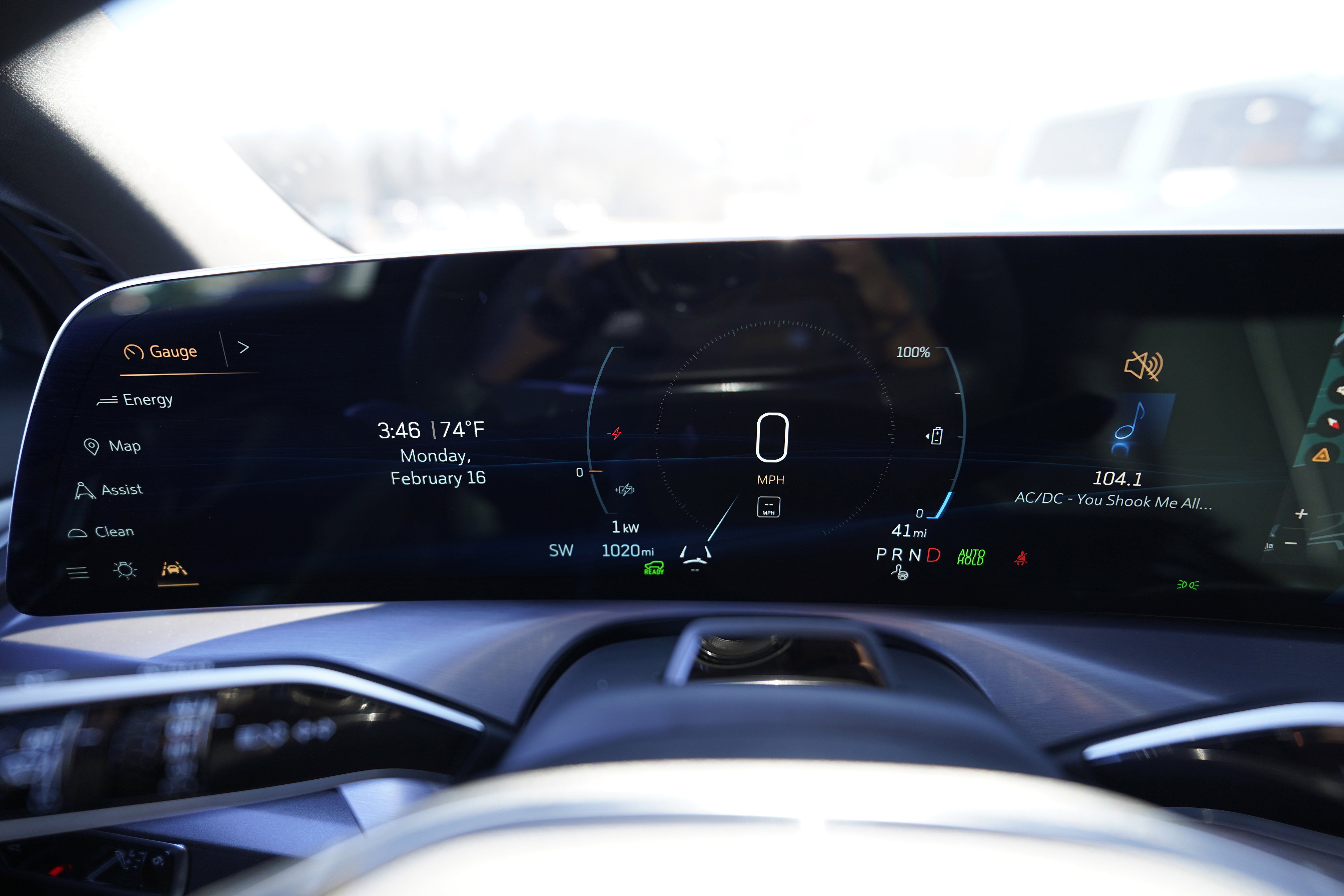 Used 2026 Cadillac Vistiq Sport image 32