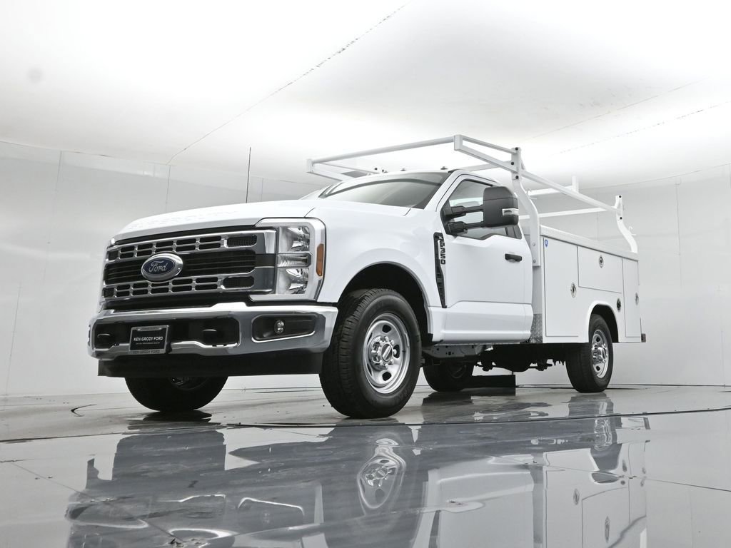 New 2026 Ford F350 XL w/ XL Chrome Package RWD image 53