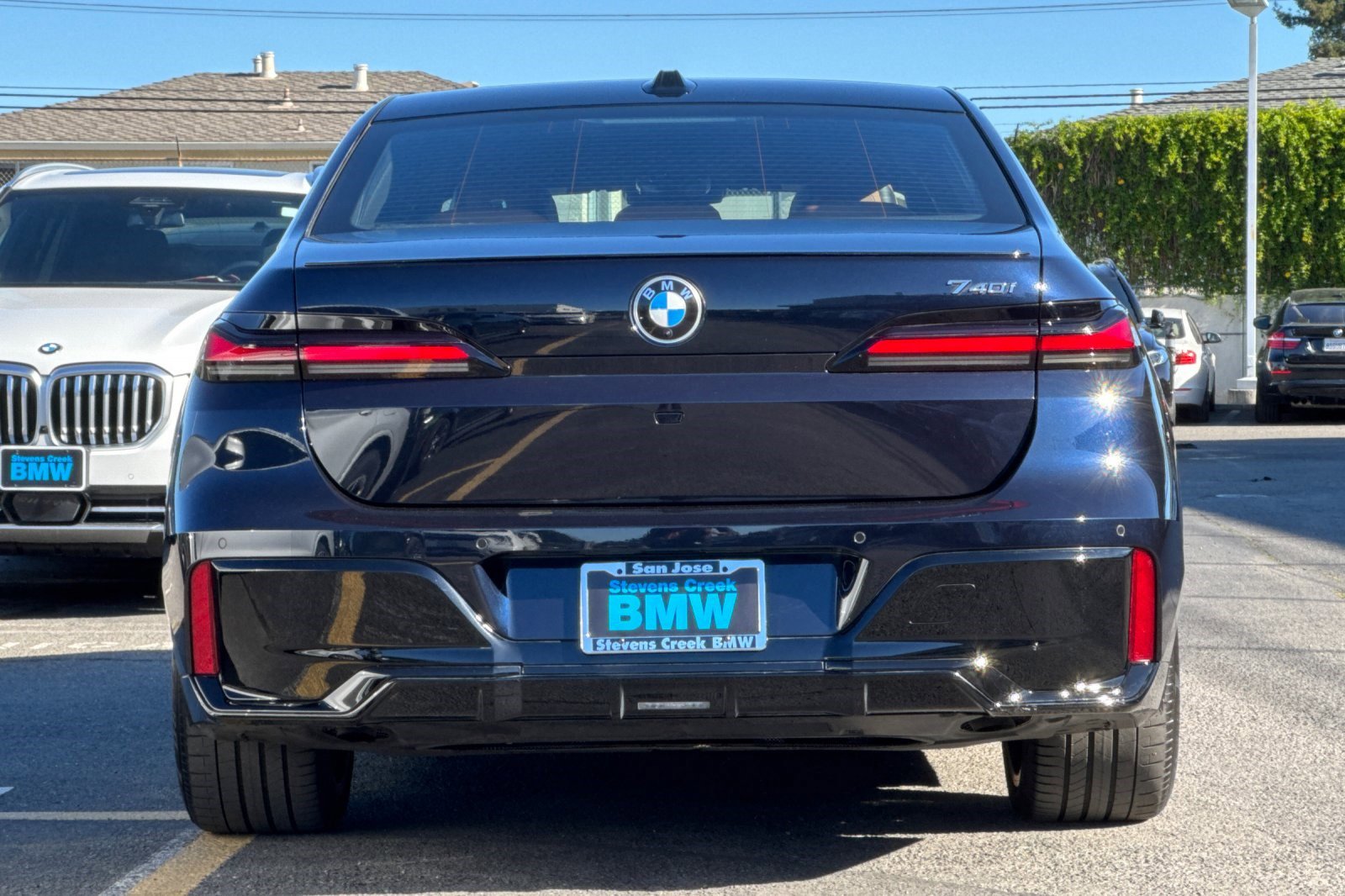Used 2023 BMW 740i w/ Parking Assistance Package image 9