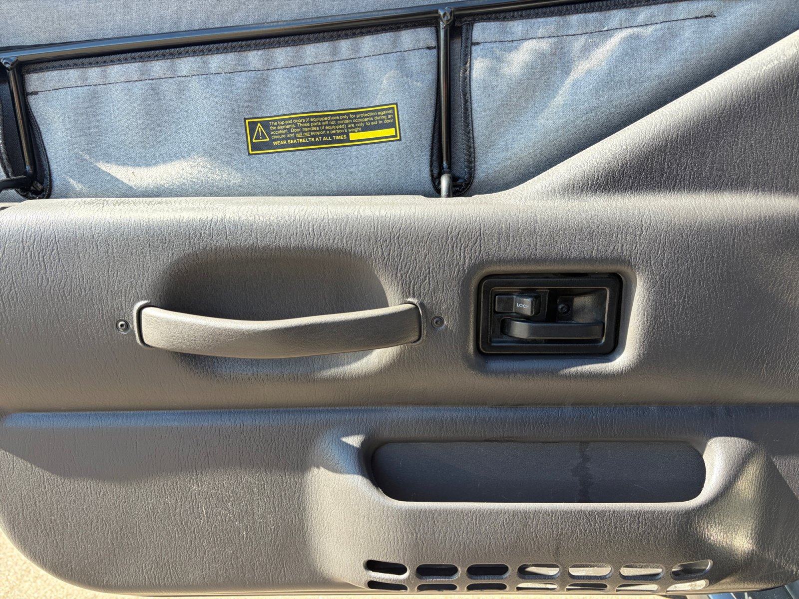 Used 2002 Jeep Wrangler X AWD/4WD image 12