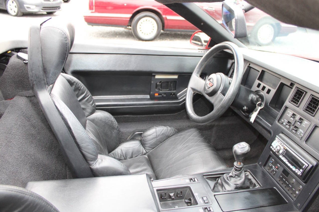Used 1989 Chevrolet Corvette Convertible RWD image 11