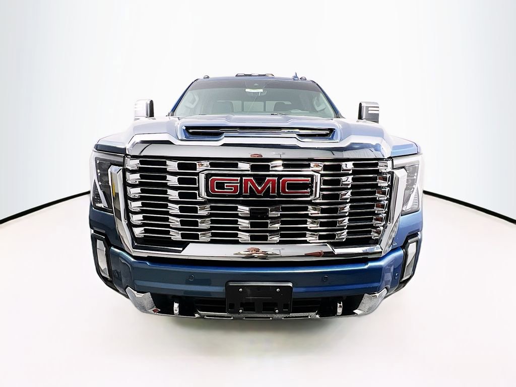 Certified 2024 GMC Sierra 2500 Denali w/ Denali Reserve Package image 2