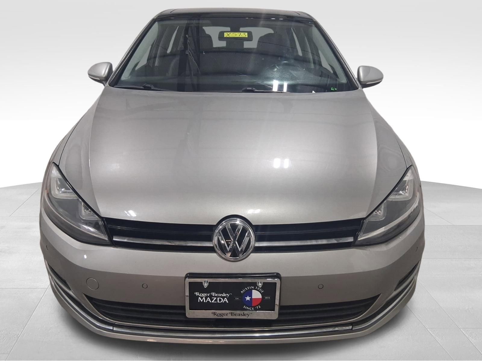 Used 2015 Volkswagen Golf 4-Door image 2