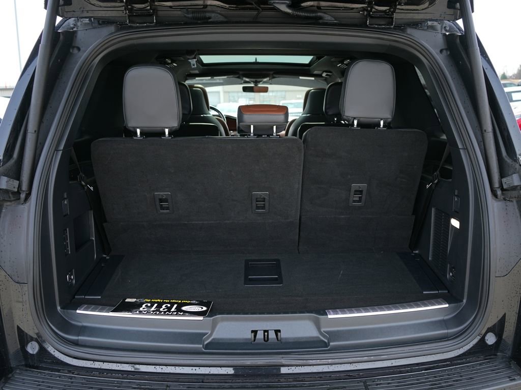 Used 2023 Lincoln Navigator Reserve w/ Equipment Group 201A image 27