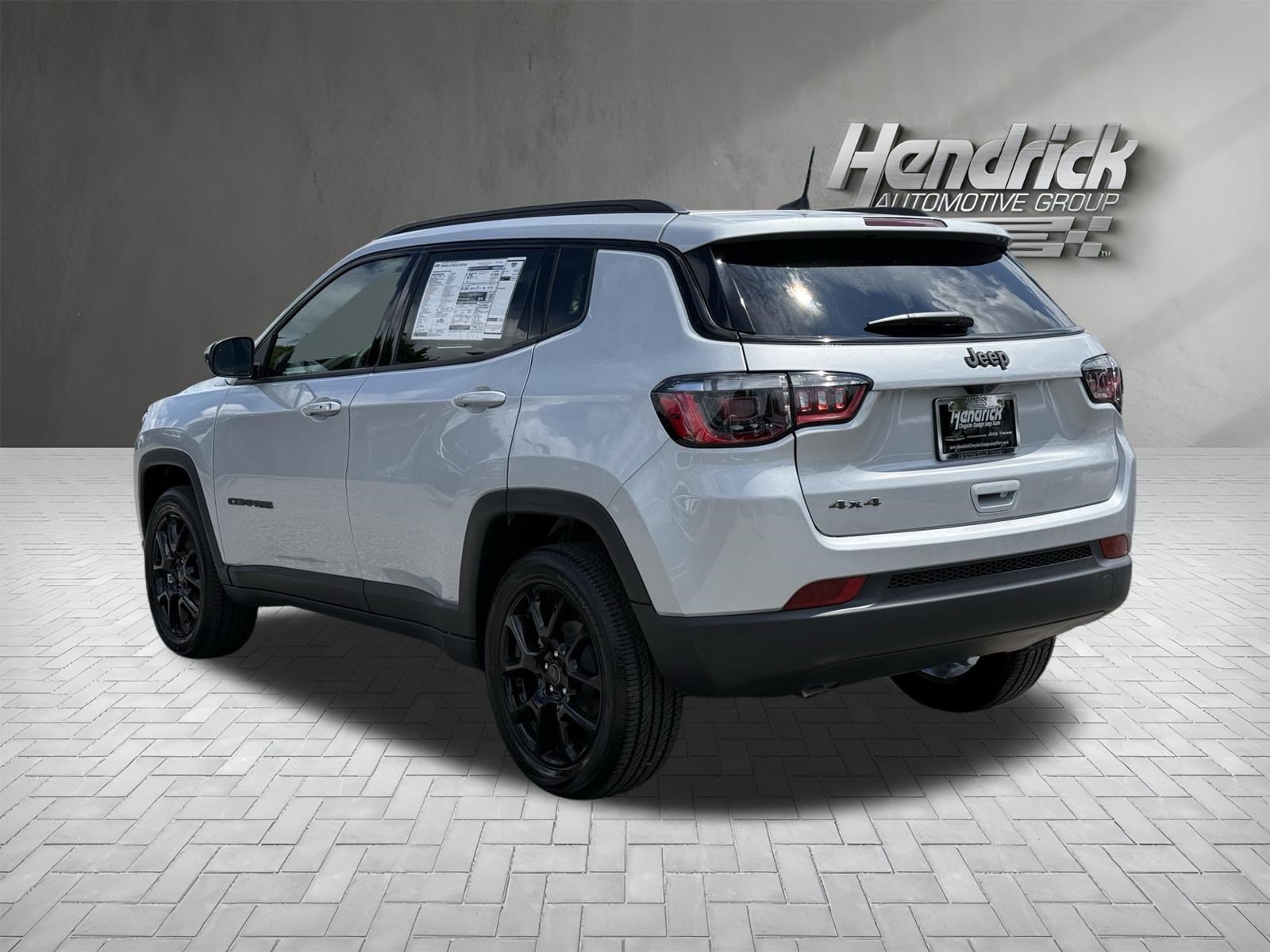 New 2026 Jeep Compass Latitude AWD/4WD image 8