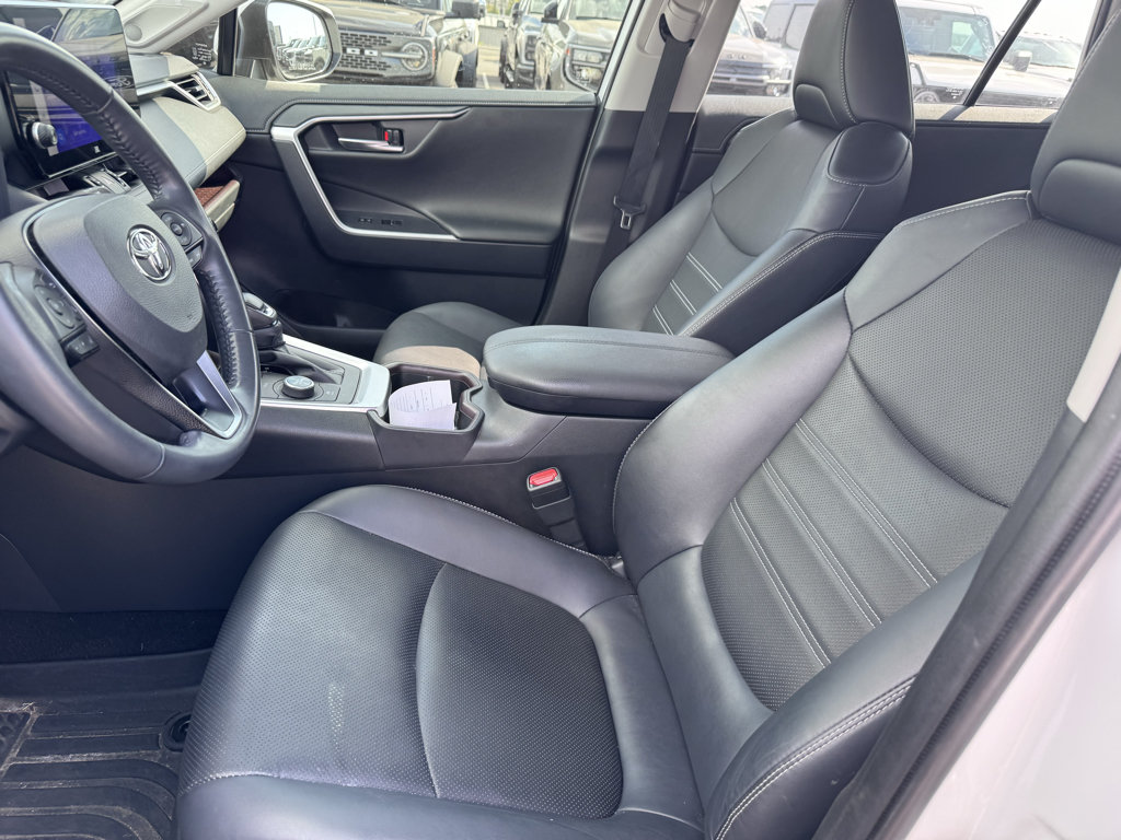 Used 2024 Toyota RAV4 Limited w/ Advanced Technology Package AWD/4WD image 13