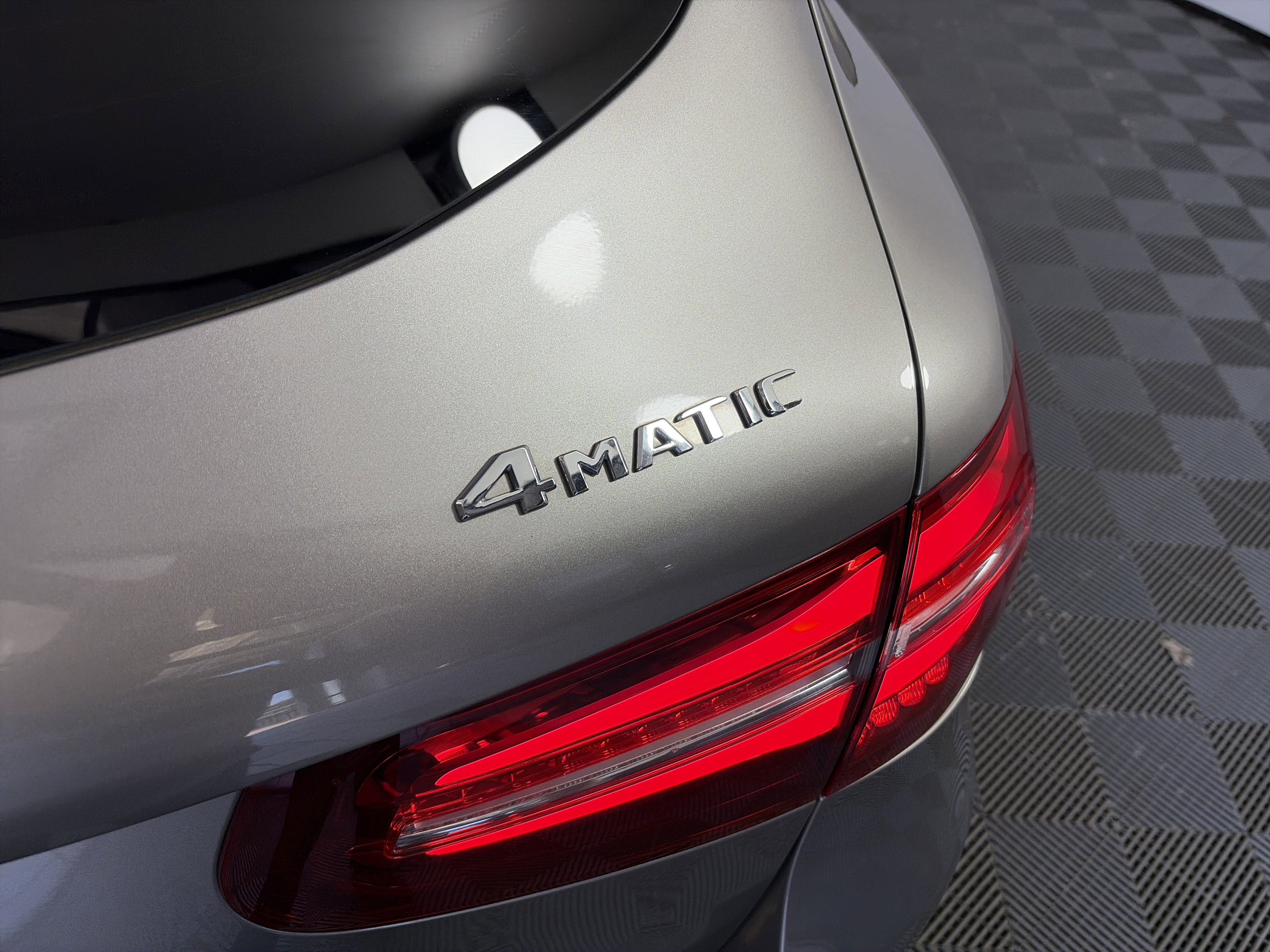 Used 2019 Mercedes-Benz GLC 300 4MATIC image 20