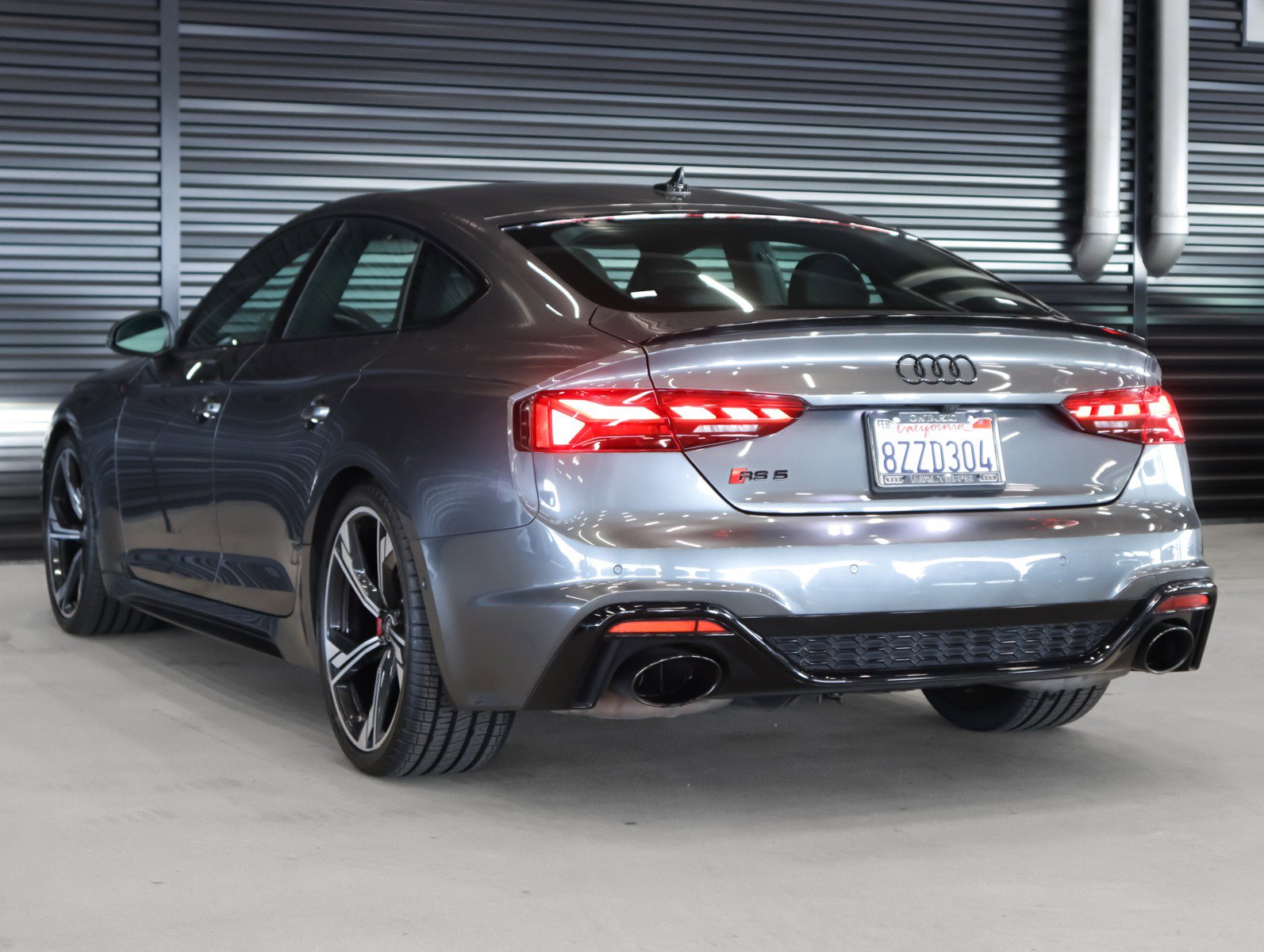Used 2022 Audi RS 5 Sportback w/ Dynamic Package image 2