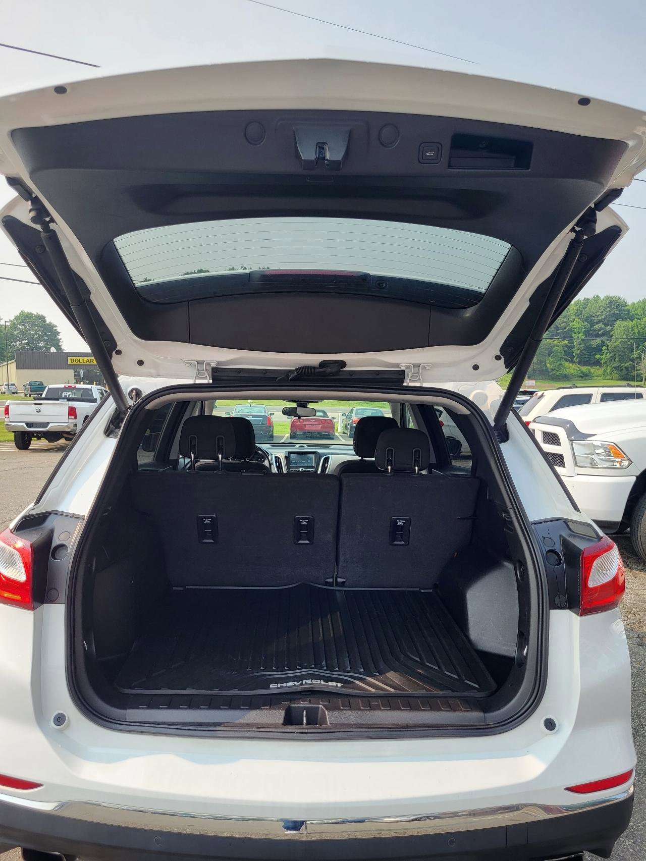 Used 2018 Chevrolet Equinox LT AWD/4WD image 6