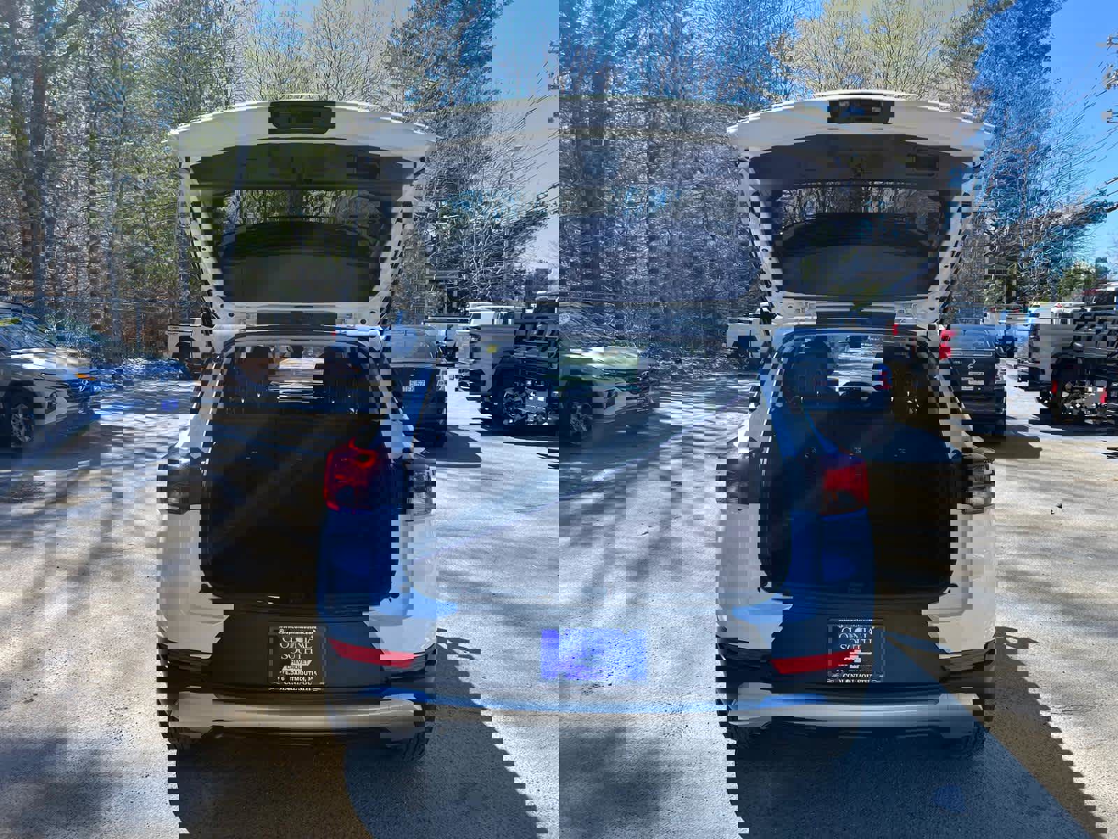 Certified 2023 Chevrolet TrailBlazer LT w/ Convenience Package AWD/4WD image 40