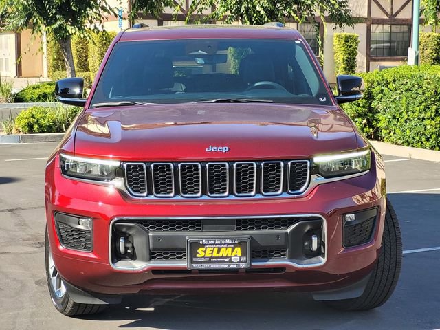 Used 2023 Jeep Grand Cherokee Overland w/ Luxury Tech Group IV AWD/4WD image 3