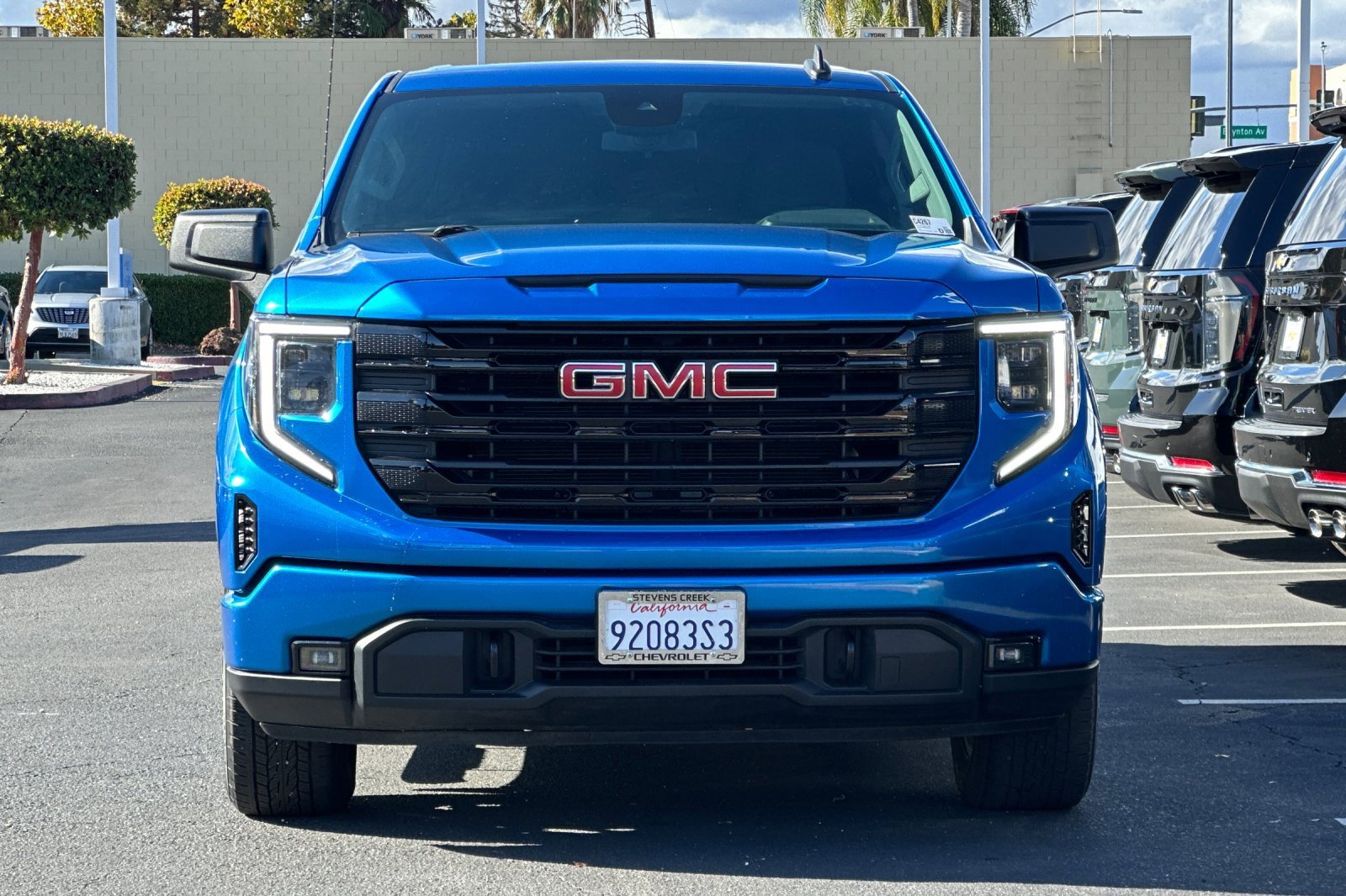 Used 2022 GMC Sierra 1500 Elevation image 10