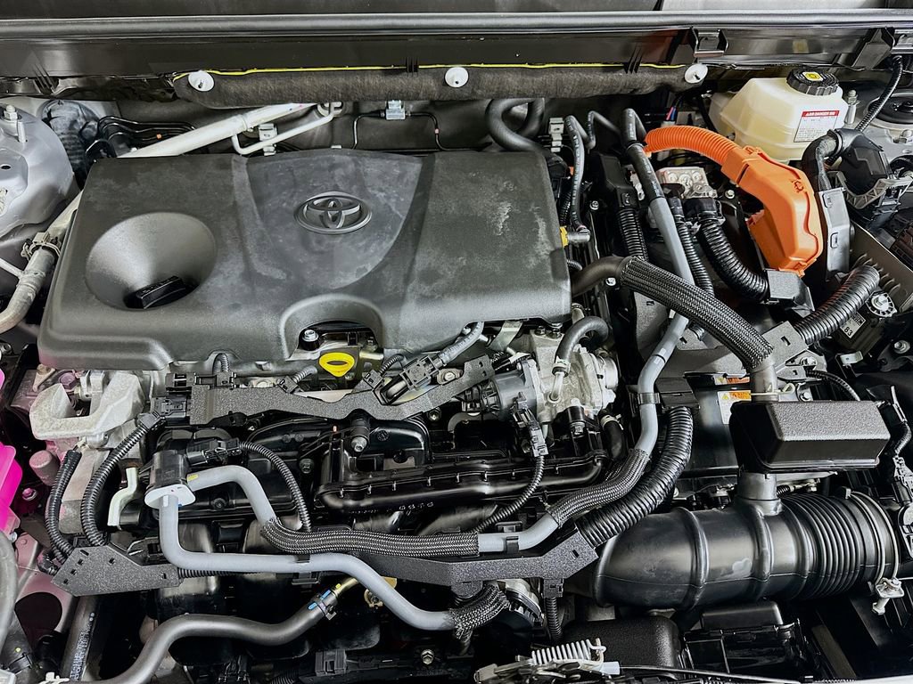 Used 2023 Toyota RAV4 SE w/ Convenience Package image 31