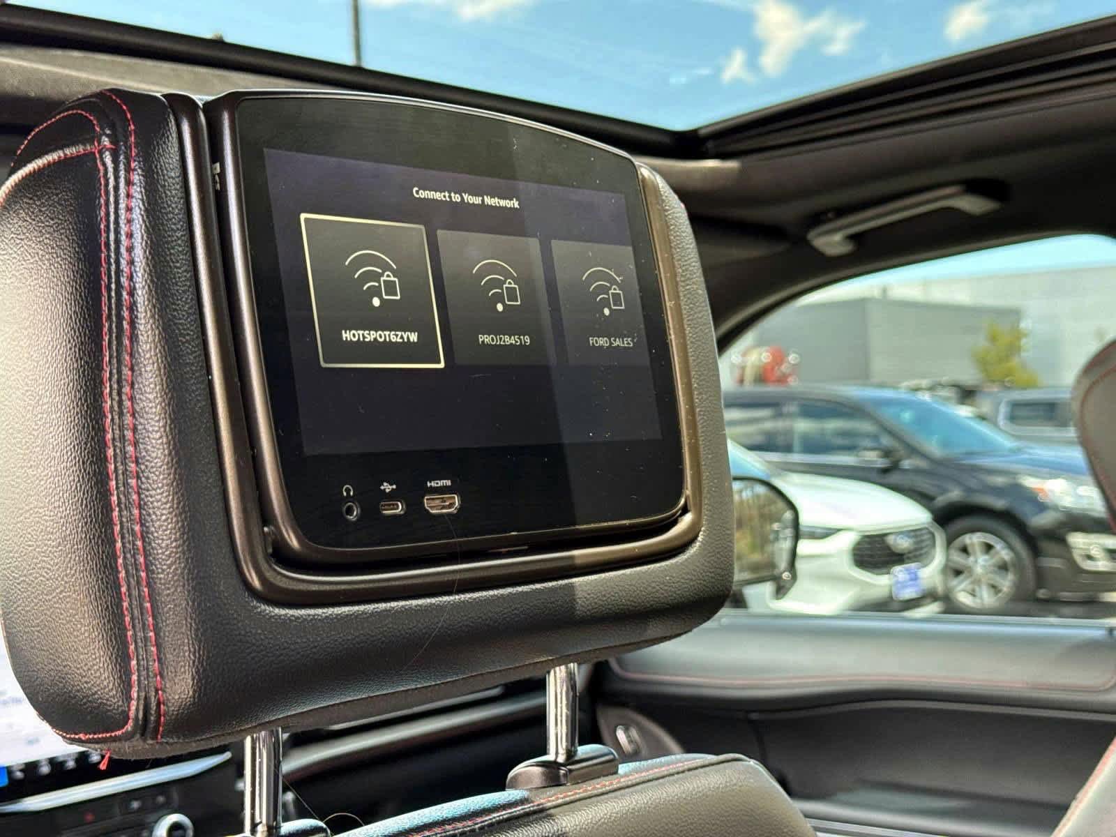 Used 2022 Ford Expedition Max Limited AWD/4WD image 10