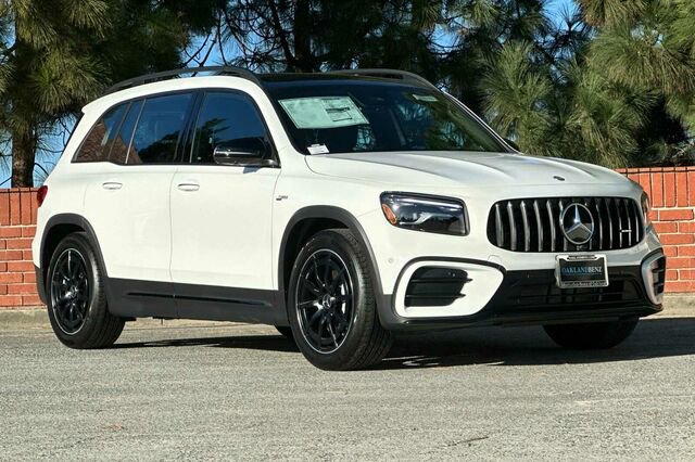 New 2026 Mercedes-Benz GLB 35 AMG 4MATIC image 2