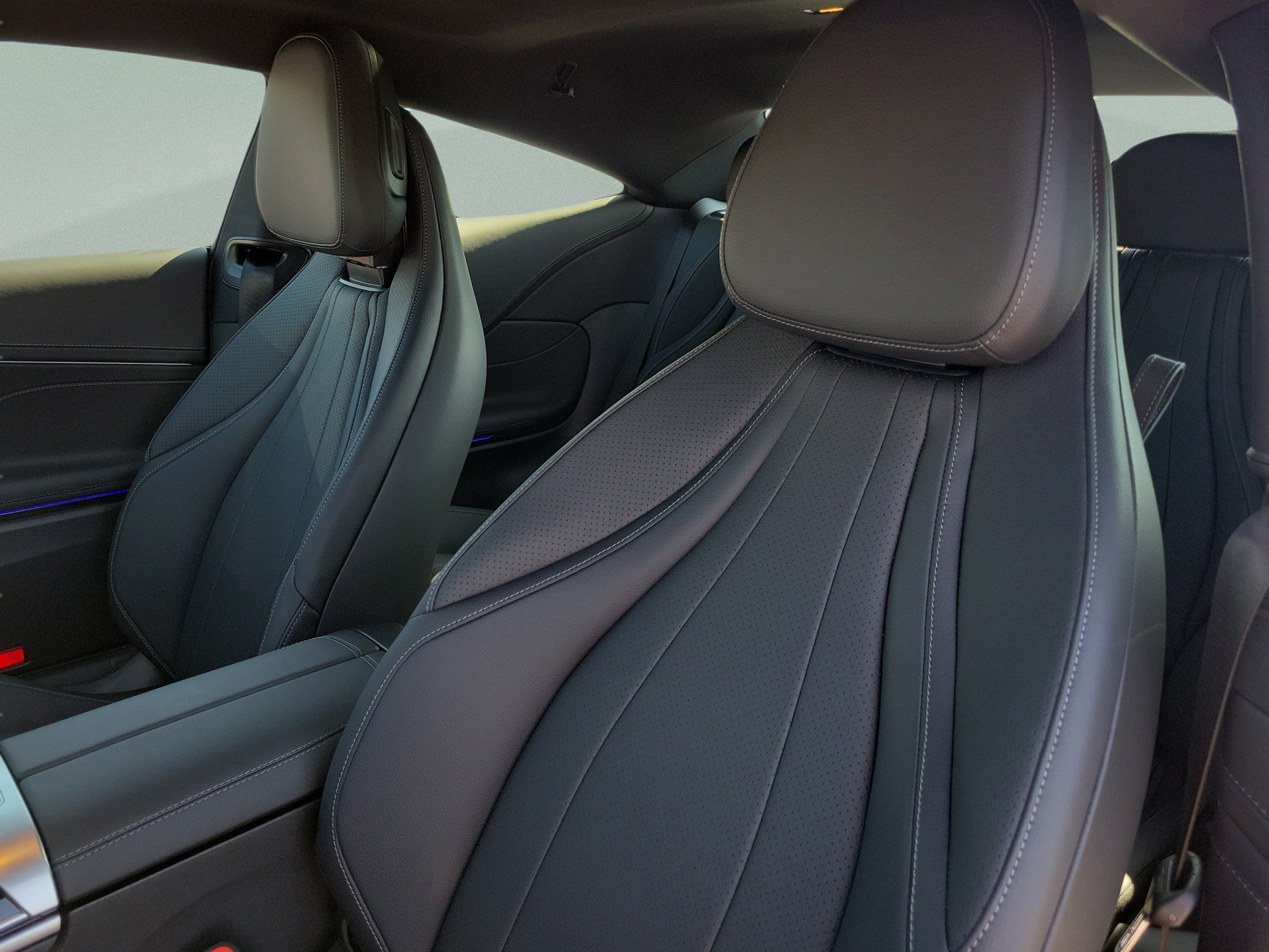 New 2027 Mercedes-Benz CLE 450 4MATIC Coupe image 9