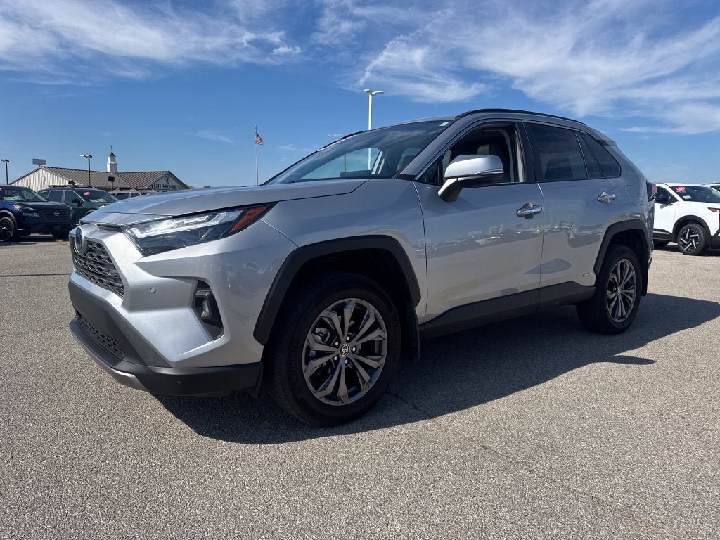 Used 2024 Toyota RAV4 Limited AWD/4WD image 2