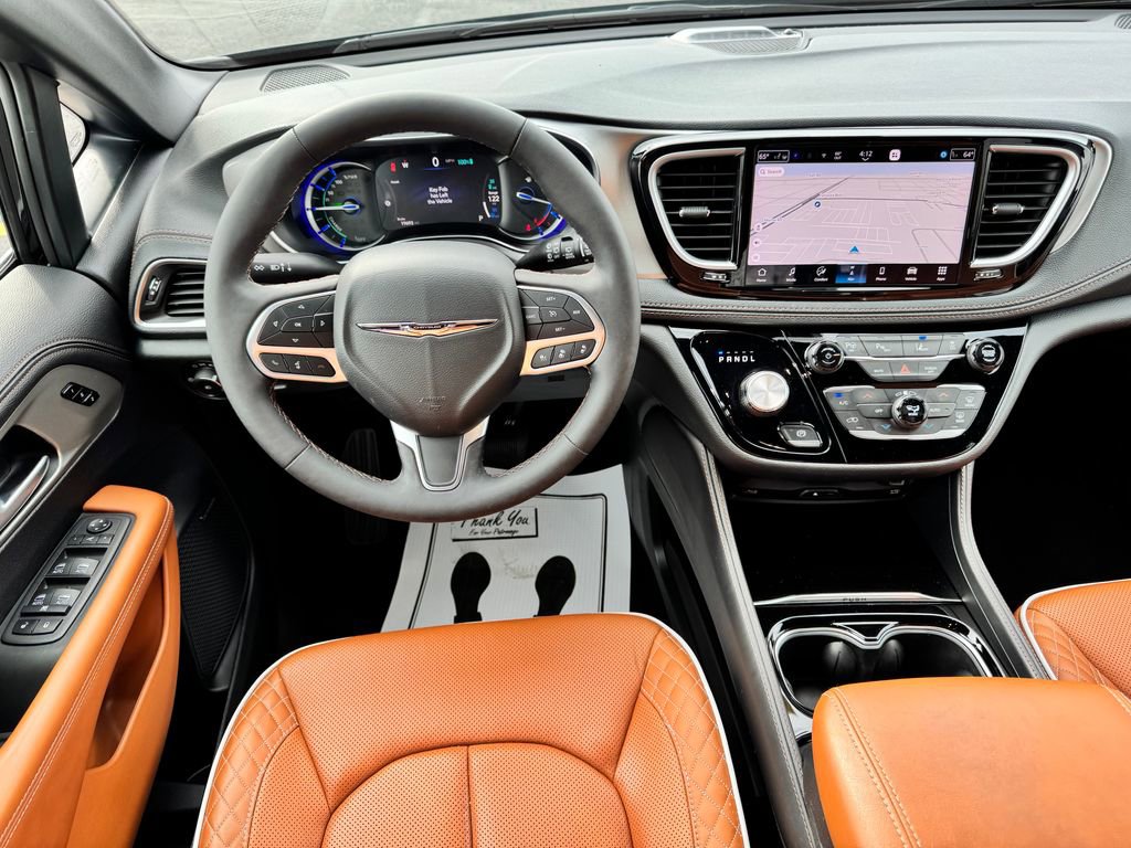 Used 2024 Chrysler Pacifica Pinnacle image 23