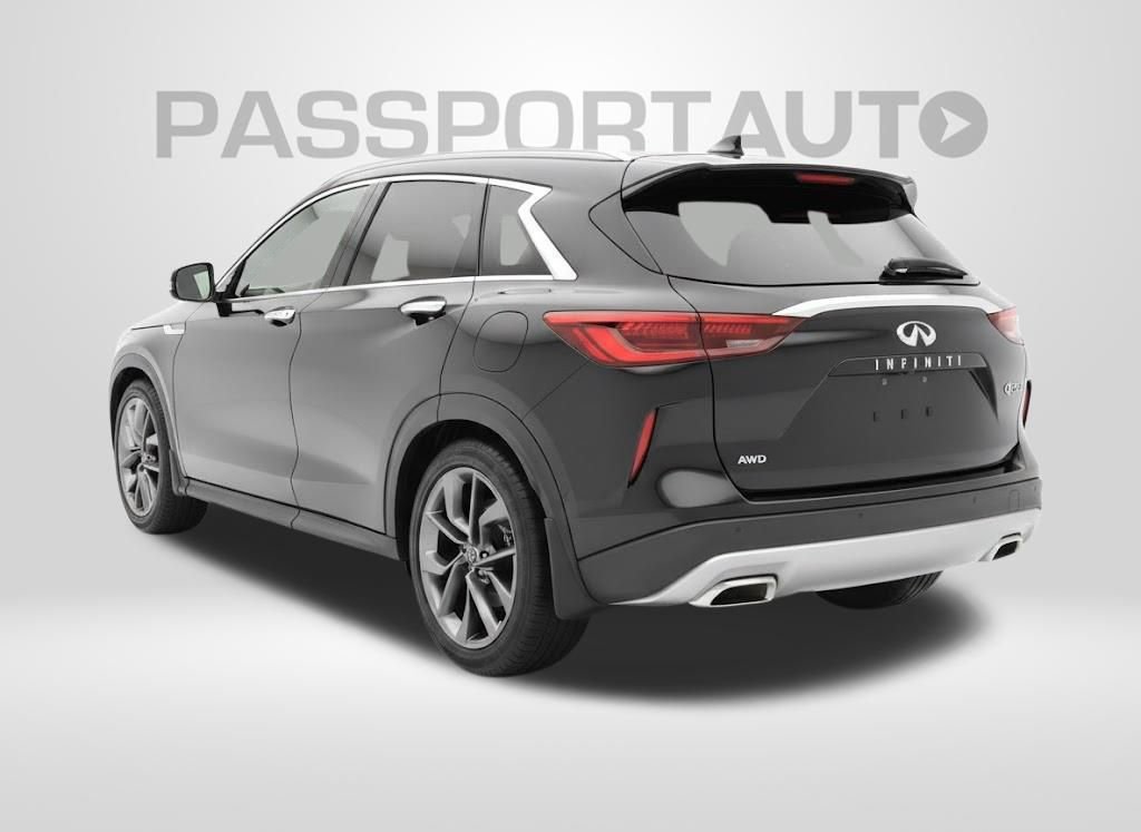 Used 2019 INFINITI QX50 Essential w/ Sensory Package AWD/4WD image 16