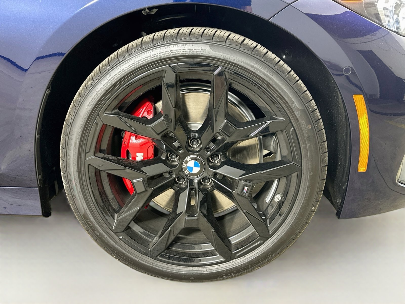 New 2026 BMW 330i xDrive Sedan w/ M Sport Package AWD/4WD image 10