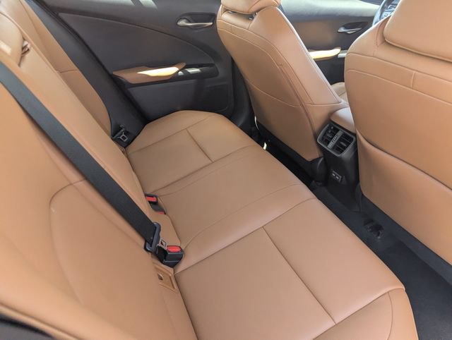 Used 2021 Lexus UX 200 w/ Premium Package FWD image 12