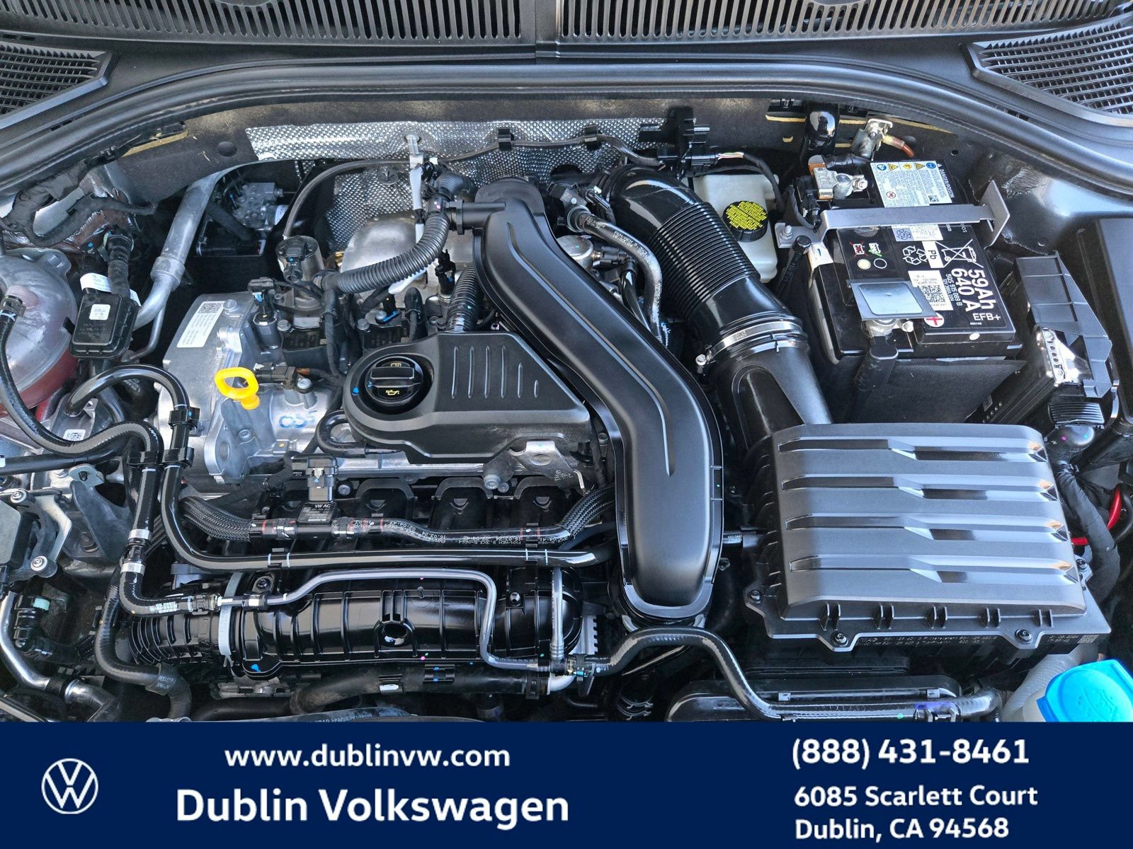Certified 2025 Volkswagen Jetta SE FWD image 24