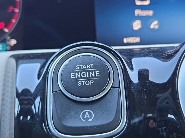 Certified 2025 Mercedes-Benz CLA 250 4MATIC image 8