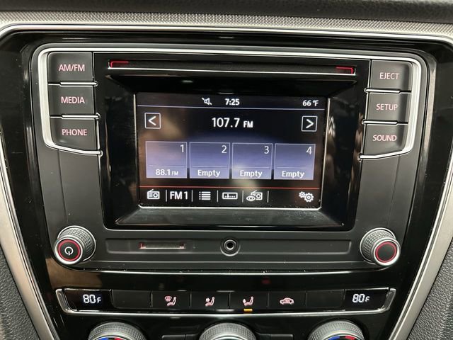 Used 2016 Volkswagen Passat 1.8T S image 16