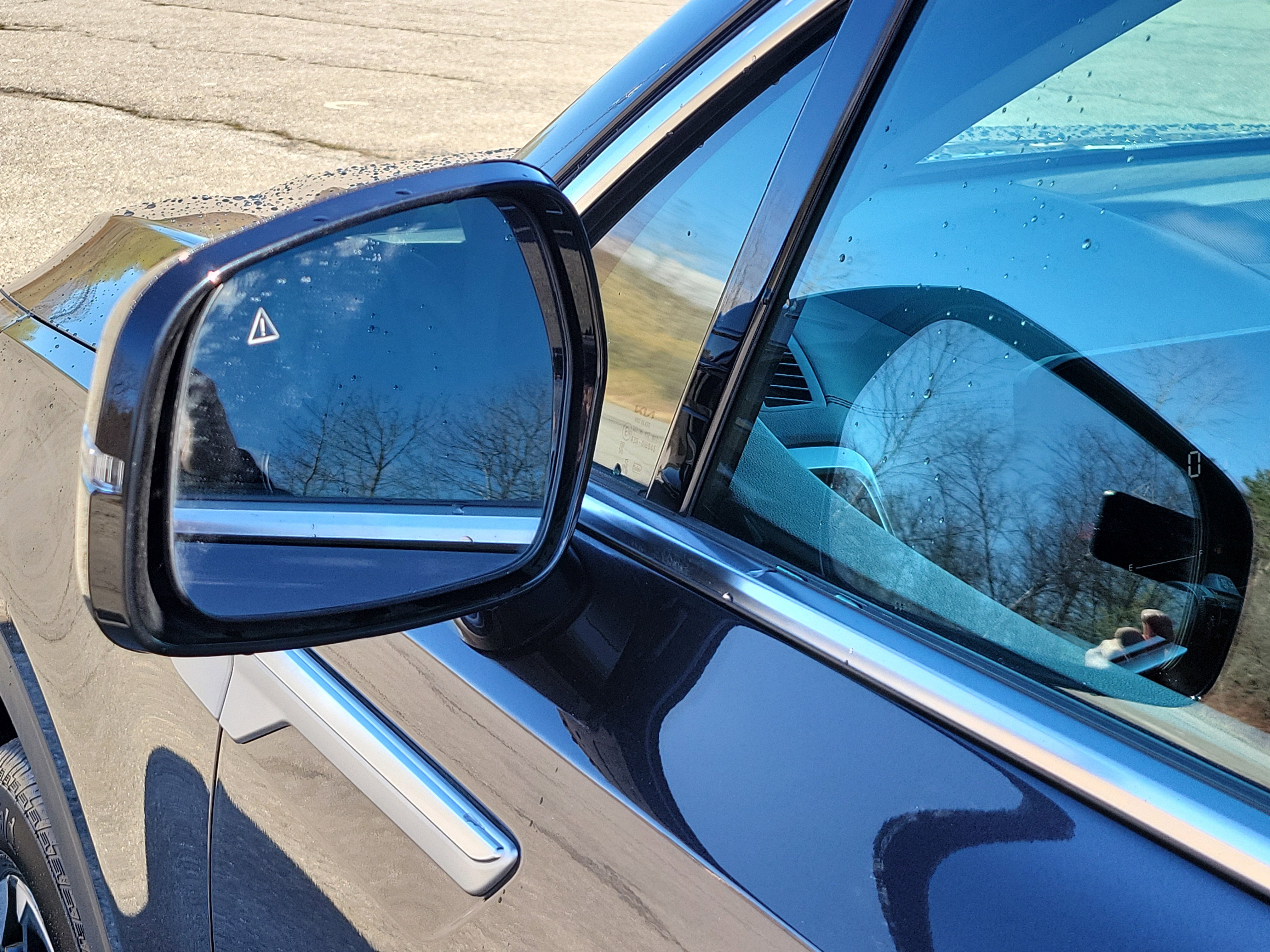 Used 2025 Kia Sorento S w/ Panoramic Sunroof Package AWD/4WD image 10
