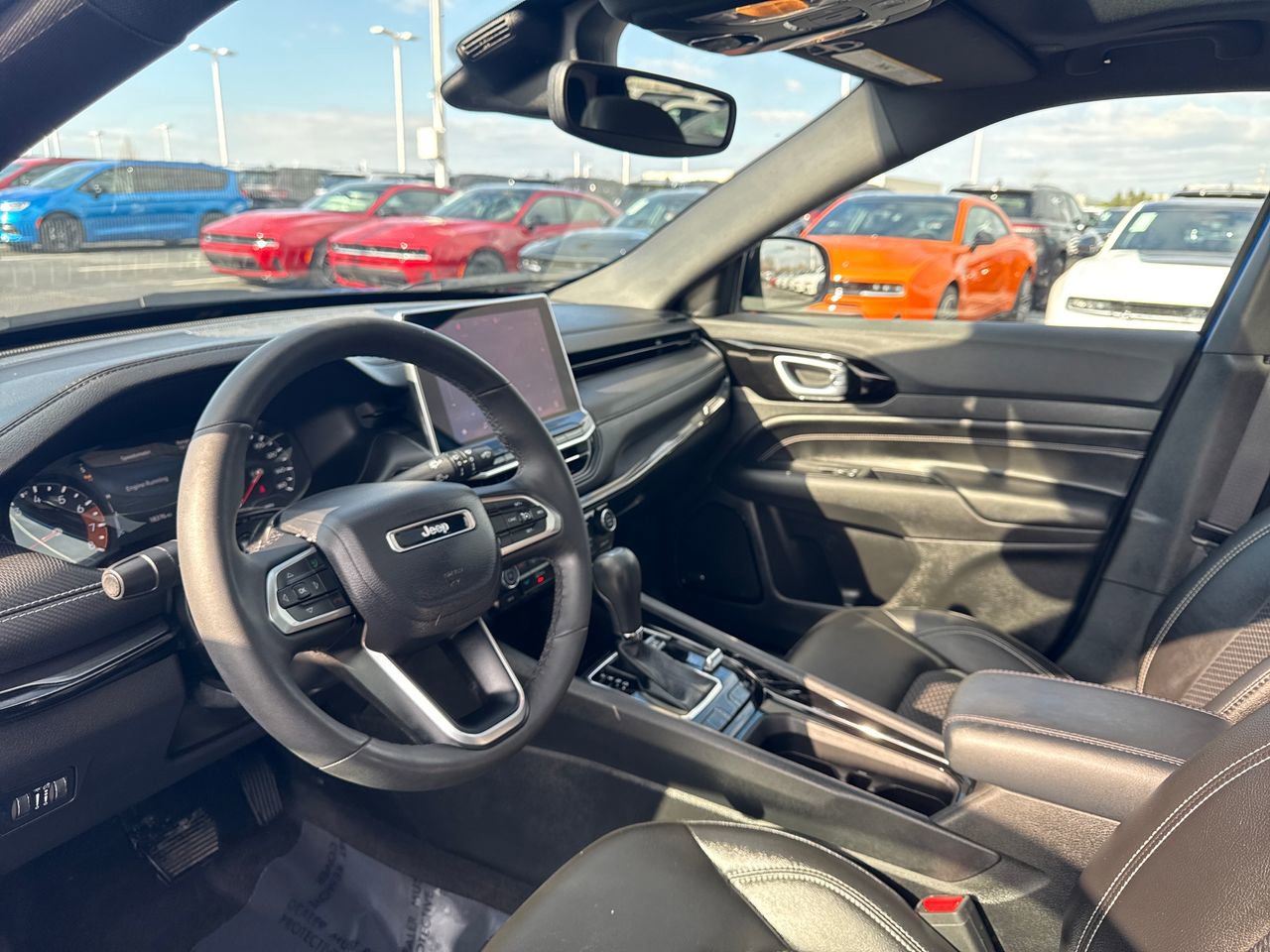 Used 2023 Jeep Compass Latitude w/ Sun and Sound Group AWD/4WD image 11