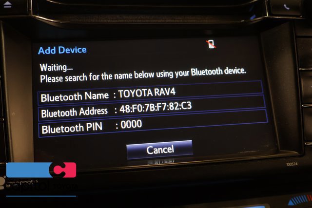 Used 2018 Toyota RAV4 XLE AWD/4WD image 18