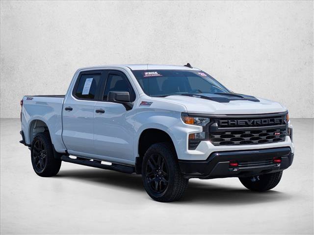Used 2025 Chevrolet Silverado 1500 Custom Trail Boss AWD/4WD image 3