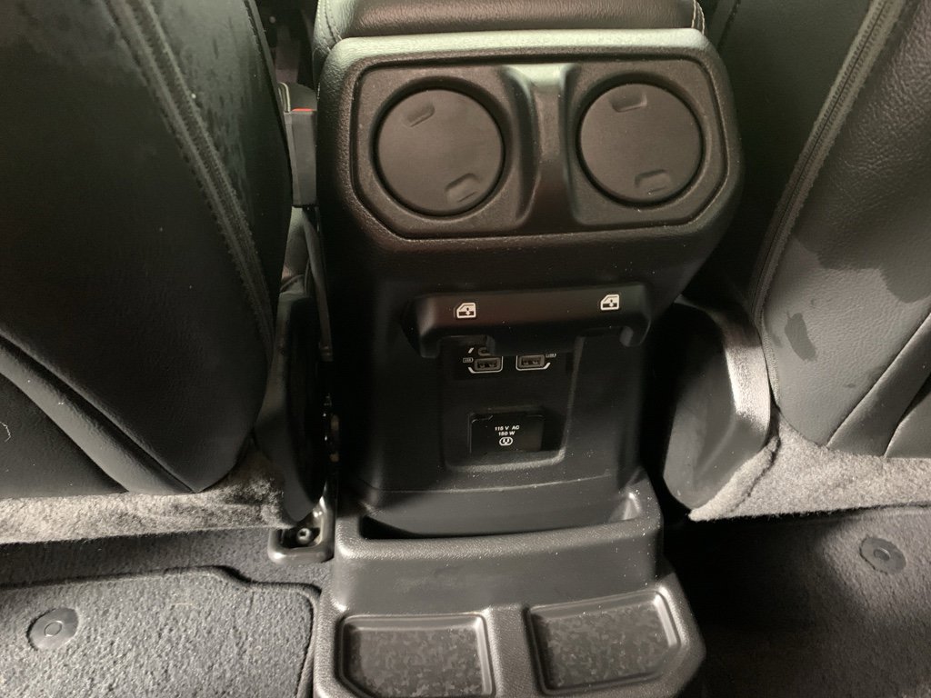 Used 2022 Jeep Wrangler Unlimited Sahara w/ Cold Weather Group image 32