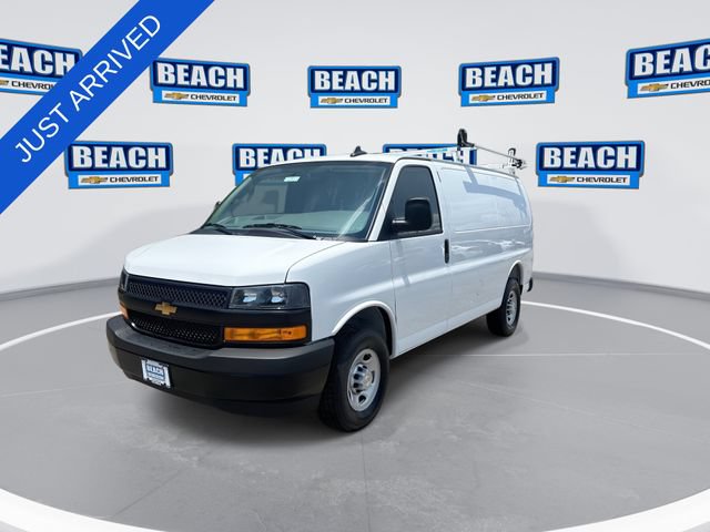 New 2026 Chevrolet Express 2500 w/ Driver Convenience Package RWD image 4